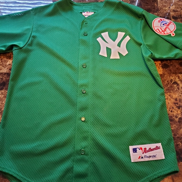 green yankees jersey